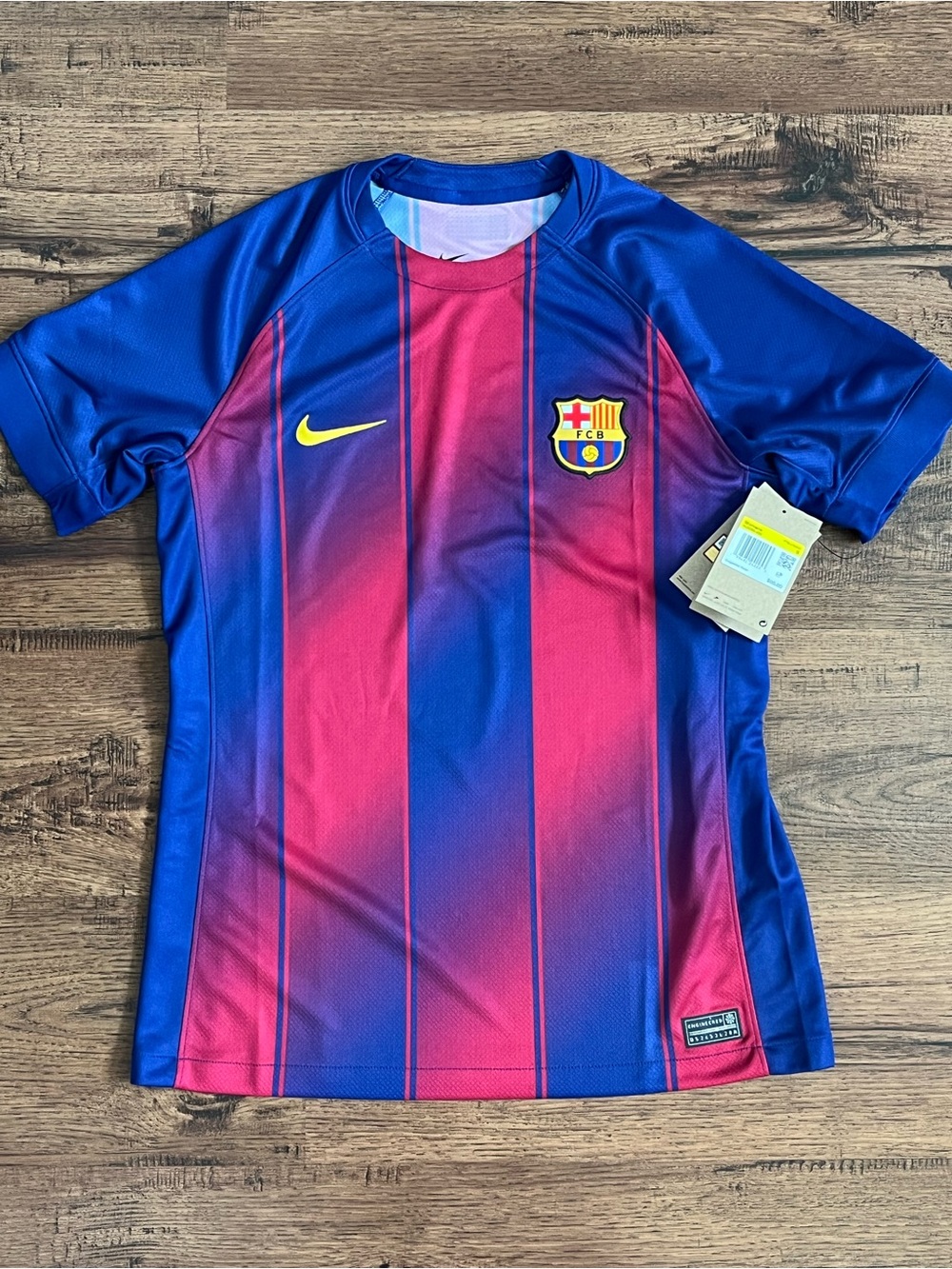 Nike Dri Fit FC Barcelona 25/26 Home Jersey (size wmns S)